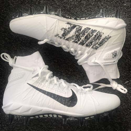 New Size 11 Nike Huarache 7 Cleats White