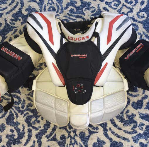 Junior Large Vaughn Vision 9200  Goalie Chest Protector