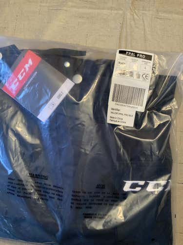 New CCM Referee pants PP8L PRO size Large
