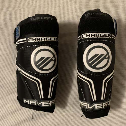 Used Youth Maverik Charger Arm Pads