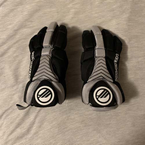 Black Used Player's Maverik Charger 10" Lacrosse Gloves