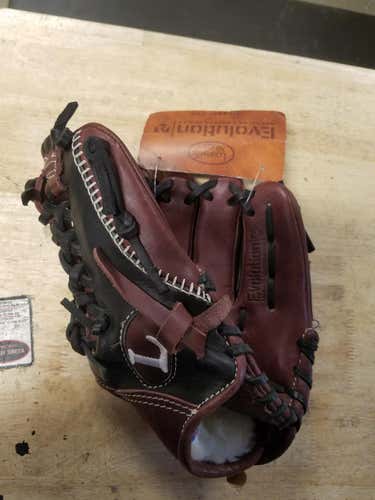 Louisville Slugger Right Hand Throw  Evolution Baseball Glove 11.5"