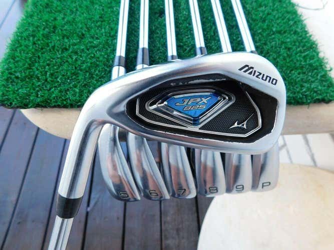 Mizuno JPX 825 Forged (4i-PW) Iron Set w/ Project X 5.5 Shafts - LEFTY