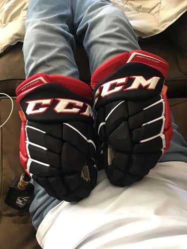 Black Senior CCM Jetspeed FT1 14"  Gloves