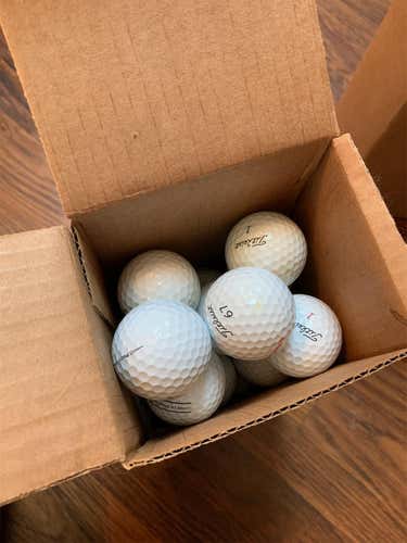 24 Titleist Pro V1/X Balls