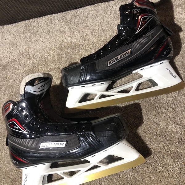 Senior Bauer Vapor x700 Regular Width Size 10 Goalie Skates