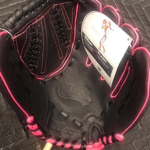 Wilson Black Kid Pitch (9YO-13YO) Right Hand Throw Flash 12" Softball Glove