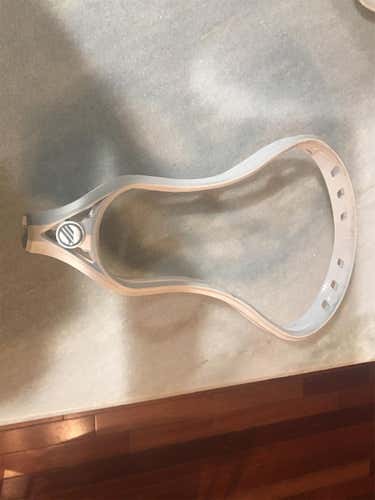 White Used Attack & Midfield Unstrung Tactik Head