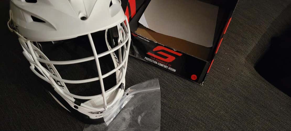 White New Adult Player's Cascade S Helmet
