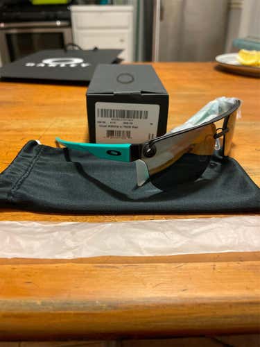 Oakley Chrystl Prizm Sunglasses Brand New!!