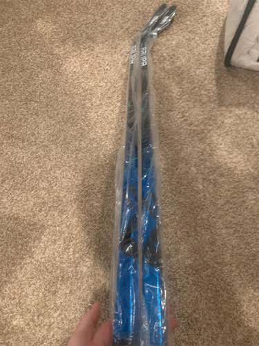 *2 PACK* Senior Right Handed Nexus Geo  Hockey Stick