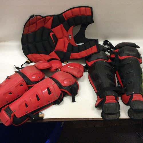Used Nike Uga Catchers 16" Set Adult Chest & 2 Sets of Shins