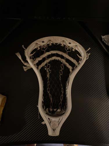 White Used Attack & Midfield Strung Tactik 2.0 Head