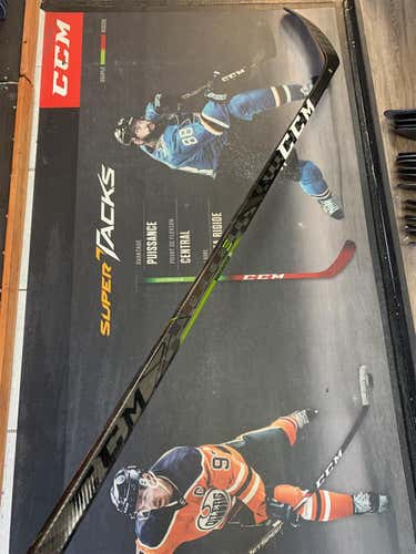 P28 | 80 Flex | CCM Jetspeed FT3 Pro *Dressed Ribcore Trigger 3D* | RH | Pro Stock