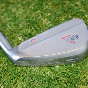 Taylormade	ICW11	4 Iron	Right Handed	38.5"	Steel	Regular	New Grip