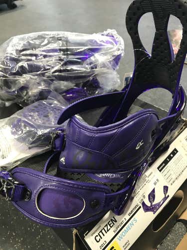 Used Women's Small Burton Citizen Snowboard Bindings