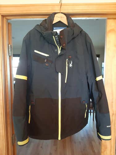Black Used Men's Adult XL Spyder Jacket