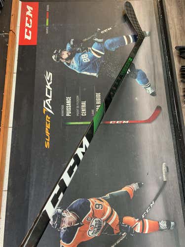 P28 | 85 Flex | CCM Ribcore Trigger 4 Pro | LH | Pro stock