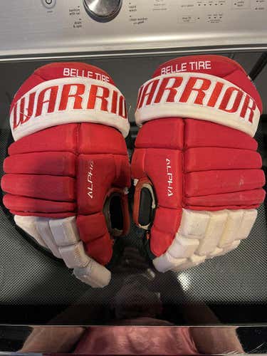Red Used Senior Warrior Alpha Pro Gloves 14"