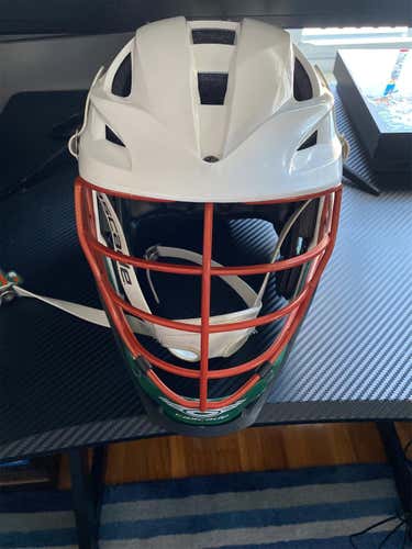White Adult Player's Cascade S Helmet