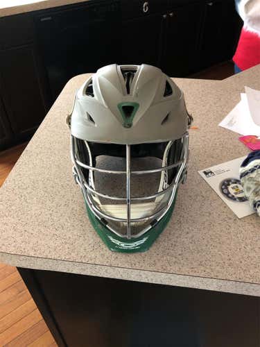 Gray Adult Player's Cascade R Helmet