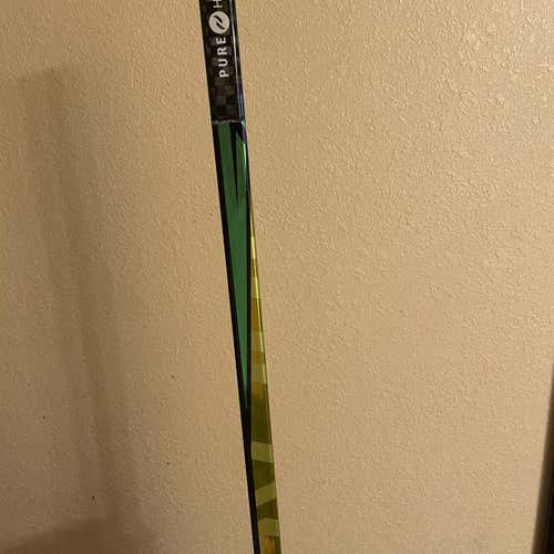 Senior Left Hand Supreme Ultra Sonic 70 Flex P28
