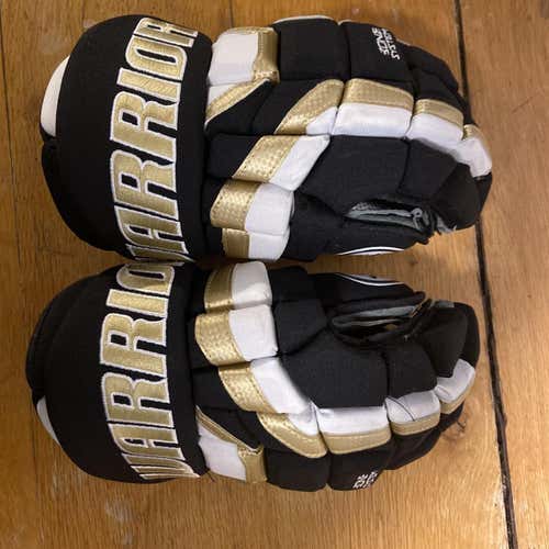 Black Senior Warrior Covert DT2 15" Gloves