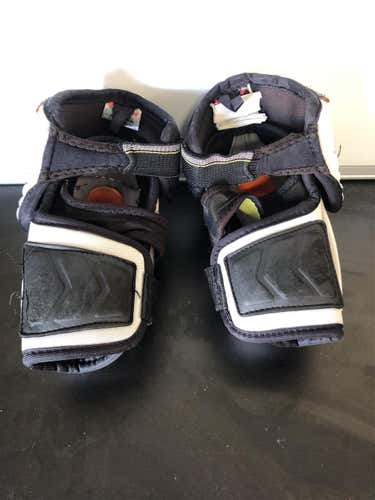 Junior Large CCM Ultra Tacks  Elbow Pads