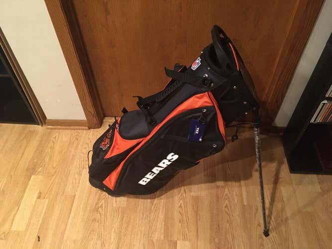 Wilson NFL Bears Xtra Carry Bag
