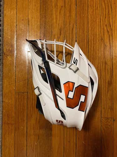White Used Cascade S Helmet