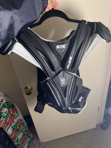 Used Large STX Stallion HD Shoulder Pads