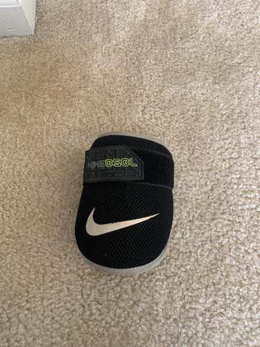 Used Senior Nike Elbow Protection