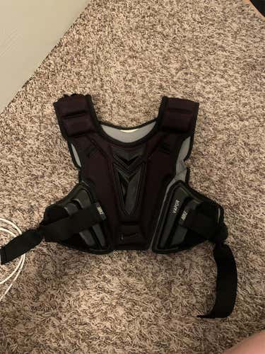 Used Medium Nike Vapor Shoulder Pads
