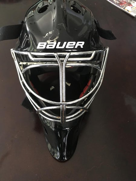 Black Senior Used Bauer NME 7 Goalie Mask