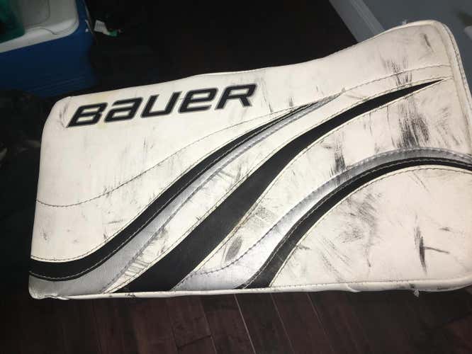 White Used Senior Bauer Full Right RX6