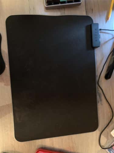 Razer *RGB LIGHT UP* Mousepad