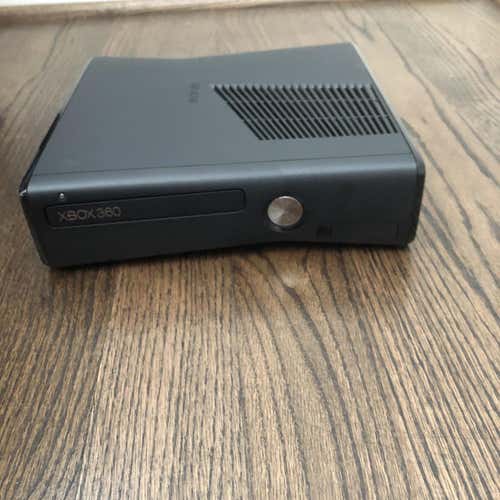 Used Xbox 360 Console