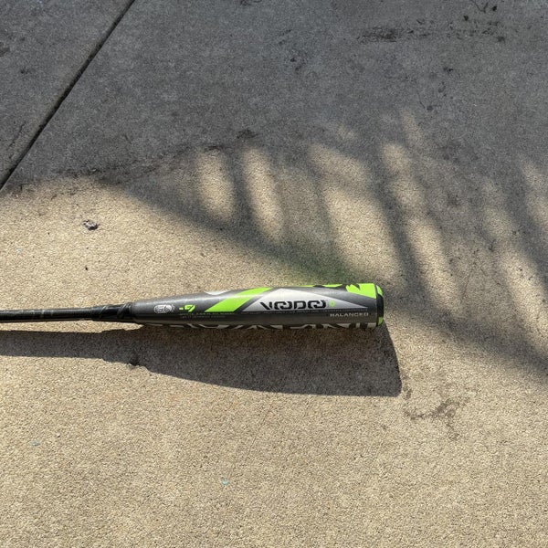 Kid Pitch (9YO-13YO) USSSA Certified Hybrid Voodoo Balanced (-9) 22 oz 31" Bat