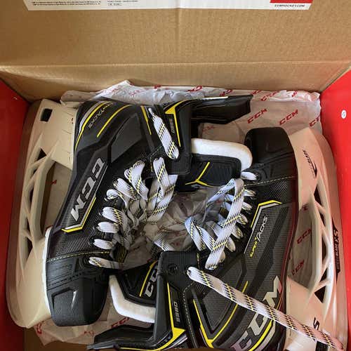 Senior CCM Tacks 9380 Regular Width Size 7 Hockey Skates