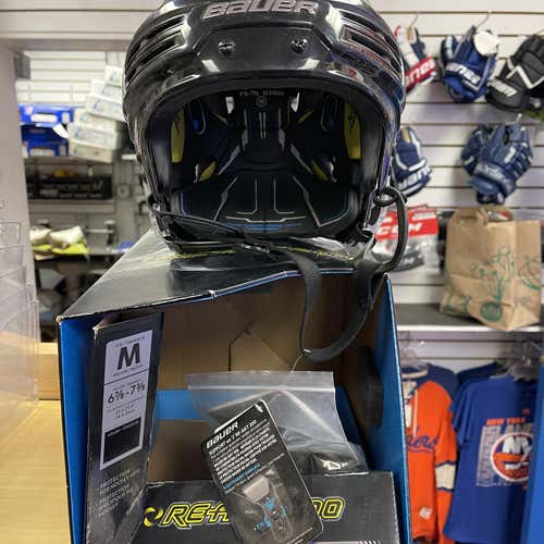 Black New Medium Bauer Re-Akt 200  Helmet