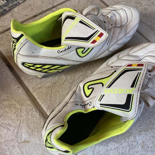 White Men's Molded Cleats Other Cleats