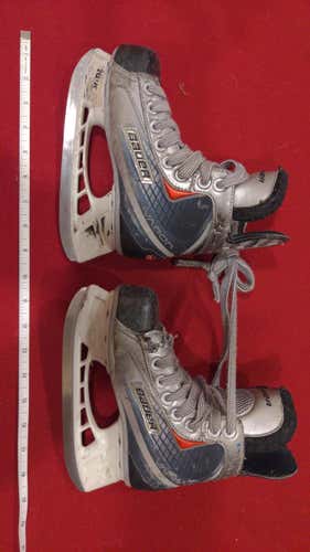 Bauer Vapor Hockey Skates Regular Width Size youth 12