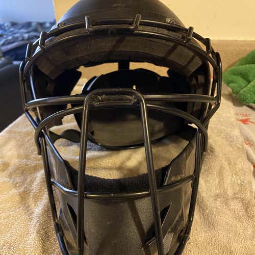 Used Intermediate Other Catcher's Mask