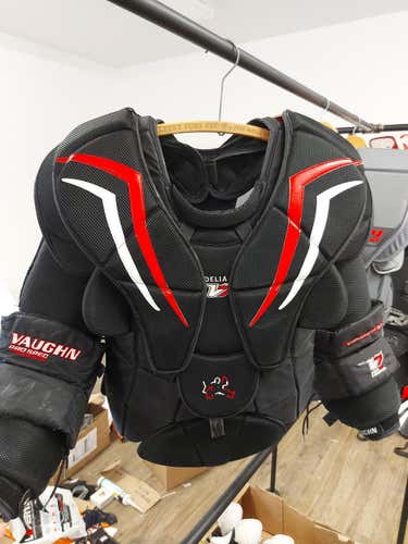 Used Vaughn chest protector V7 XF pro carbon.