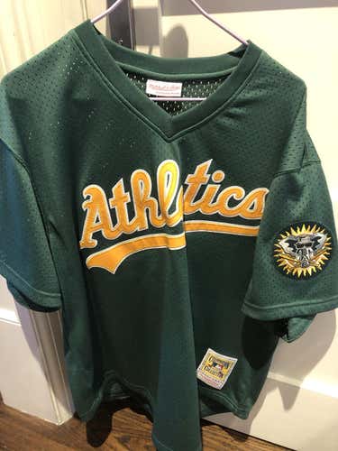 Mitchell & Ness Ricky Henderson Jersey