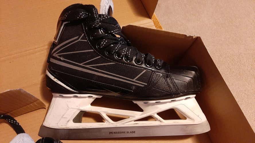 Used Senior Bauer Supreme S170 Hockey Goalie Skates Regular Width Size 7.5