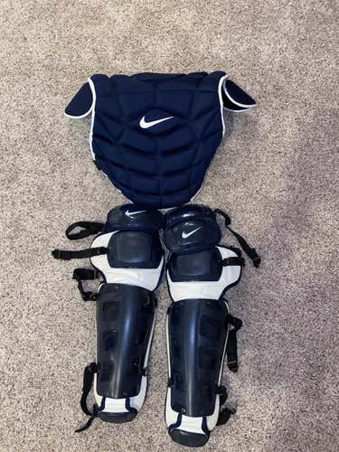 Adult Nike Vapor Catcher's Set