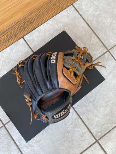 Brown High School/College Infield A2000 11.25" Baseball Glove