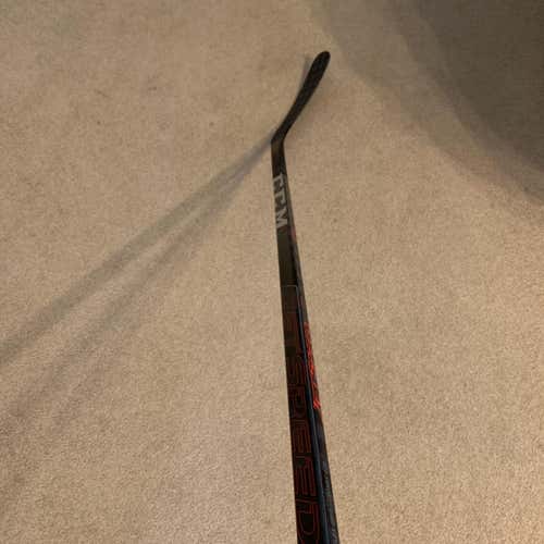 Senior Right Handed Jetspeed FT3 Pro Mid Pattern  Hockey Stick