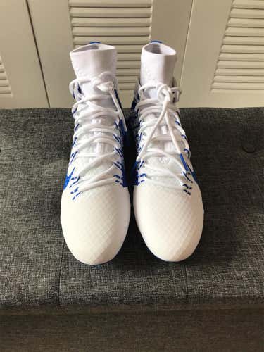 White Adult Size 11 (Women's 12) Nike Cleats